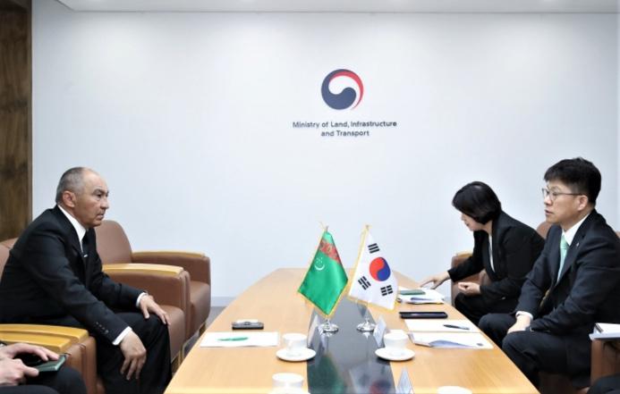 Türkmenistan we Günorta Koreýa akylly şäherler pudagynda hyzmatdaşlygy ösdürmegi maksat edinýärler