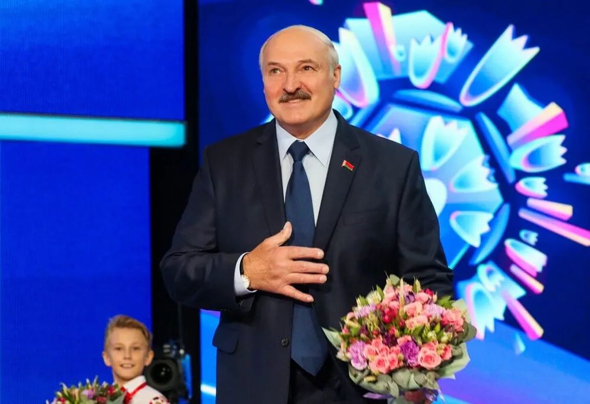 Сердар Бердымухамедов поздравил Александра Лукашенко с переизбранием на пост Президента Беларуси