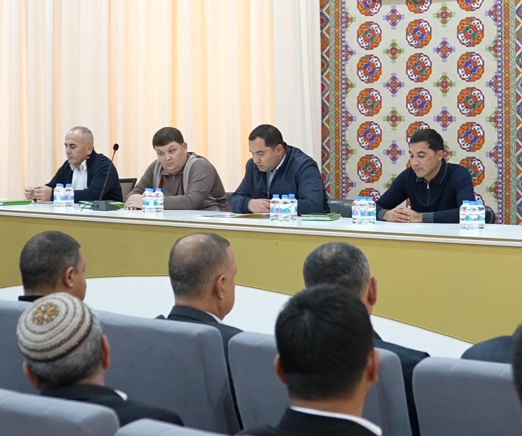 An award ceremony was held in Ashgabat for the best taxi drivers and active customers