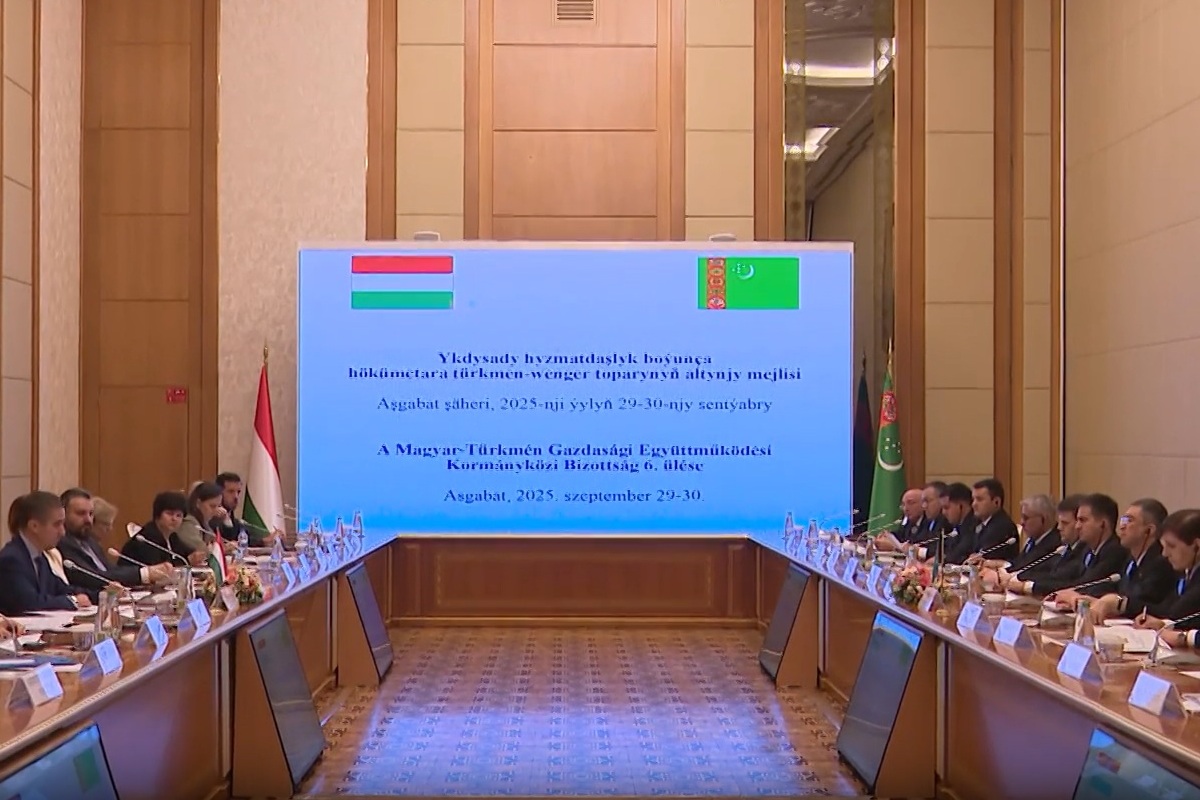 Aşgabatda Ýewropa bazaryna тürkmen energiýa çeşmeleriniň eksporty barada ara alnyp maslahatlaşyldy