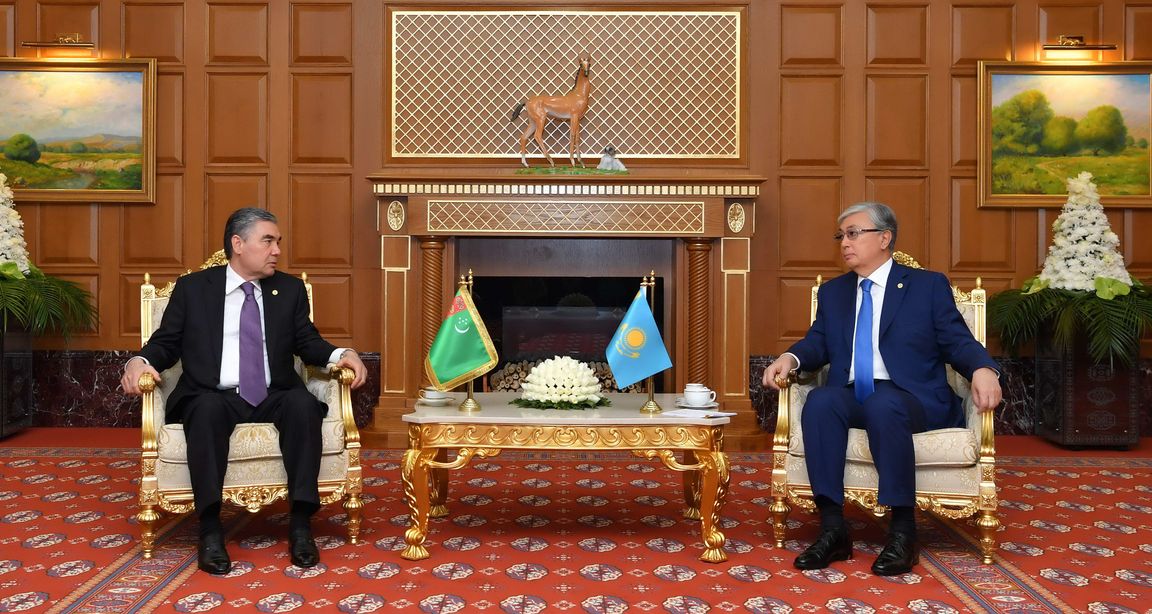 Гурбангулы Бердымухамедов пригласил Президента Казахстана посетить Тукрменистан с государственным визитом