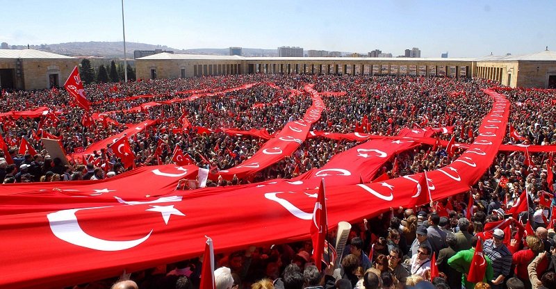 Türkmenistanyň Prezidenti Türkiýäniň Respublika güni bilen gutlady