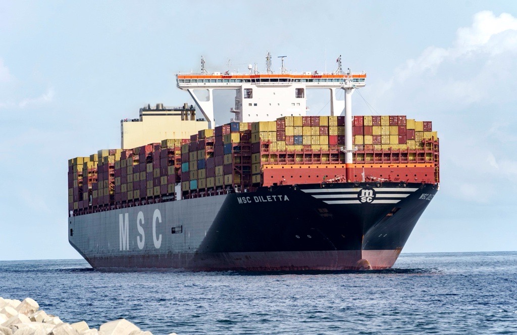 MSC kompaniýasy Sankt-Peterburga göni hyzmatyny dikeltdi