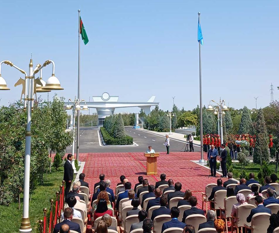 Awazda geçirilýän BMG-niň Deňze çykalgasy bolmadyk ösüp barýan döwletler boýunça üçünji maslahaty öz işini tamamlady