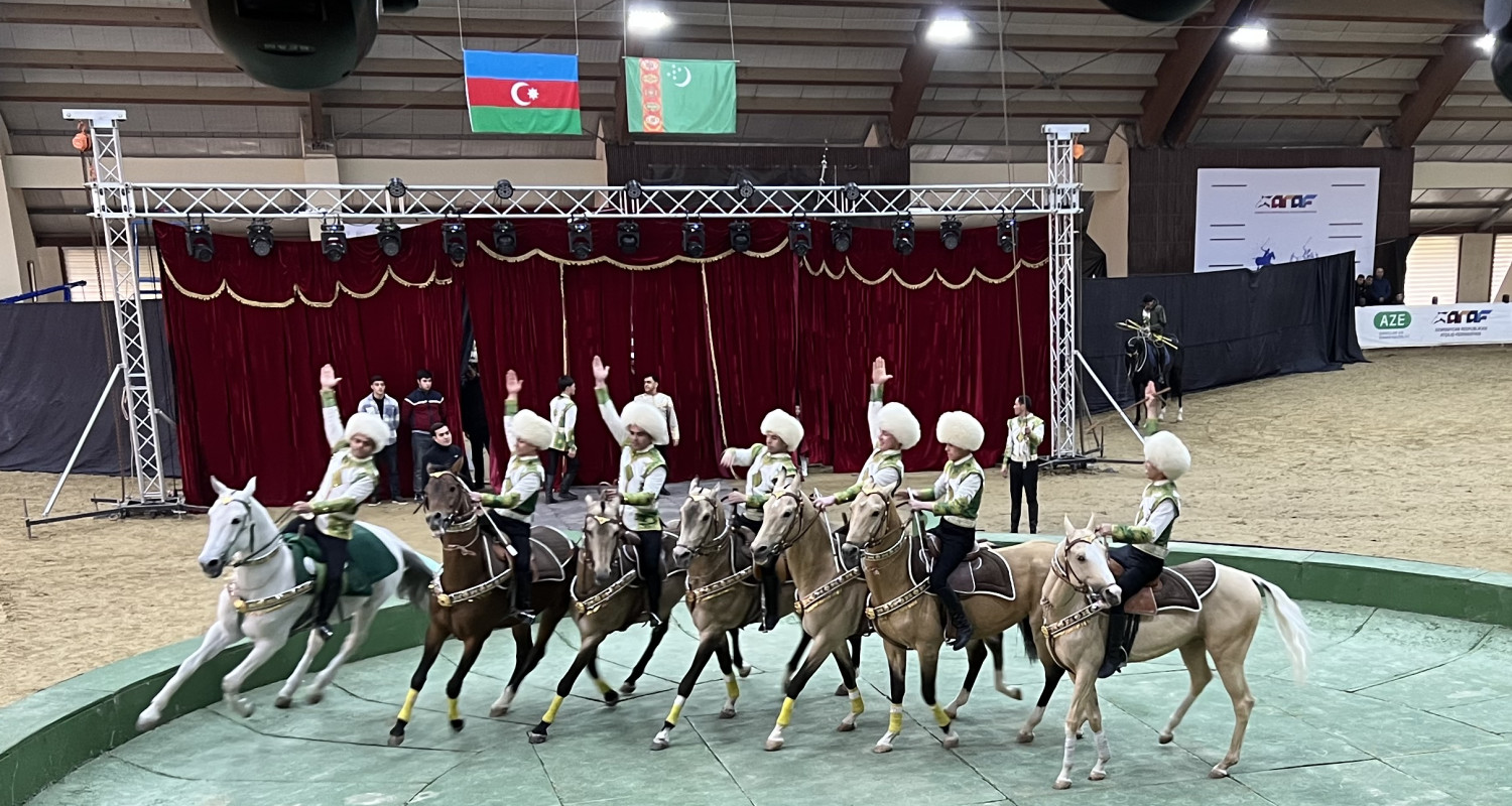 Turkmen equestrian art triumphantly presented in Baku