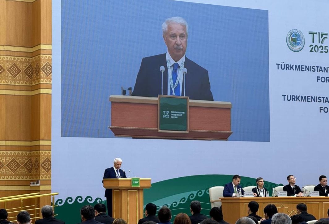 Азербайджан подарит Туркменистану нефтеналивной танкер