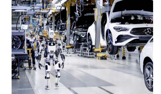 «Mercedes-Benz» önümçilik zawodlarynda adama meňzeş robotlary ulanyp başlar