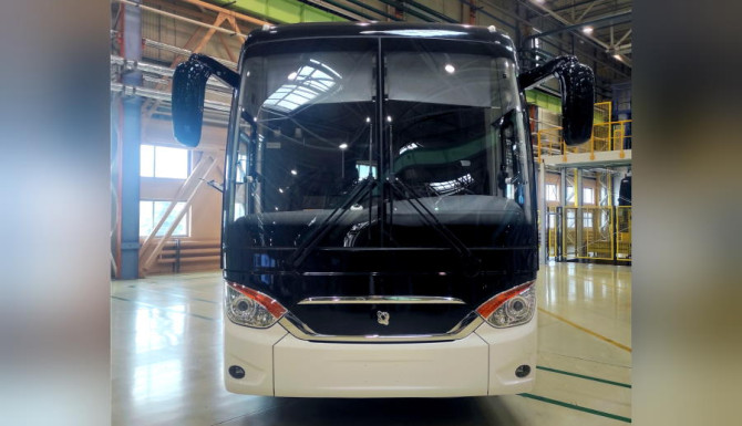 «Соллерс» показал туристический автобус