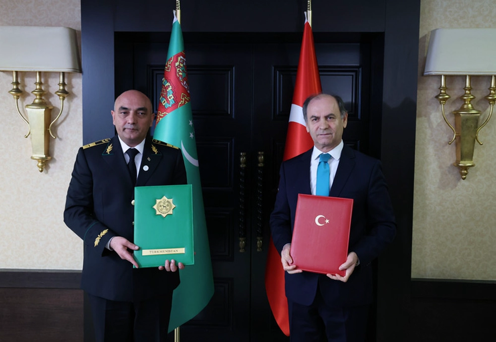 Двусторонние документы: Туркменистан и Турция заключили важные соглашения