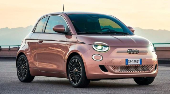 «Fiat» «500e» elektrohetçbekini ýygnamagyny togtadandygyny yglan etdi