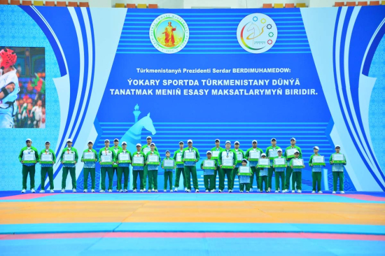 В Ашхабаде состоялась церемония чествования призёров, успешно выступивших на международных соревнованиях в январе-апреле 2024 года