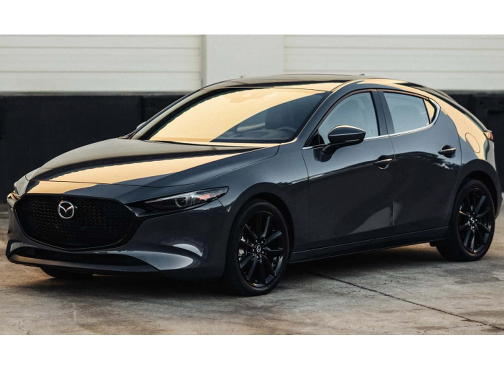 Geçen ýylky modelden has arzan heçbek: «Mazda3 2025» hödürlendi