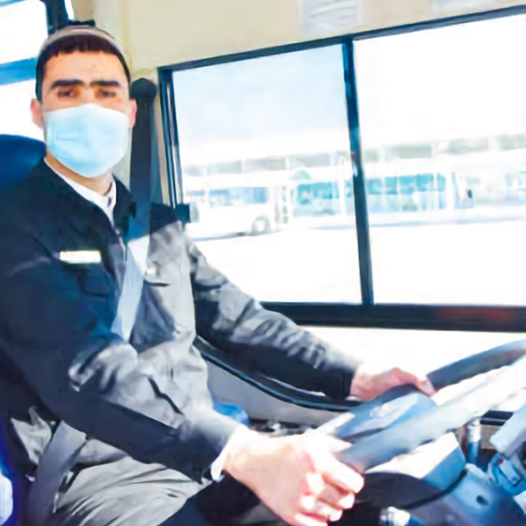 Sürüjiler – täze ýyly iş ýerinde garşylanlaryň hatarynda