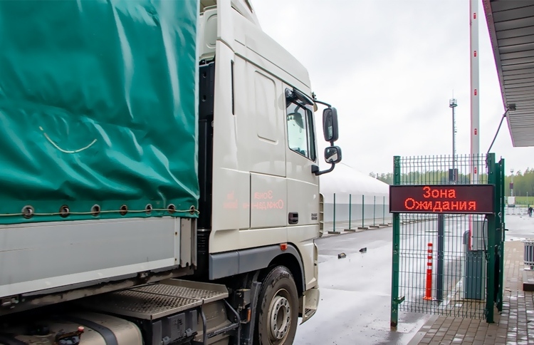 Belarusuň ýük awtoulaglaryny gaýtadan birikdirmek we ýükleri geçirmek zolagynda ozalky çäklendirmeler açylýar