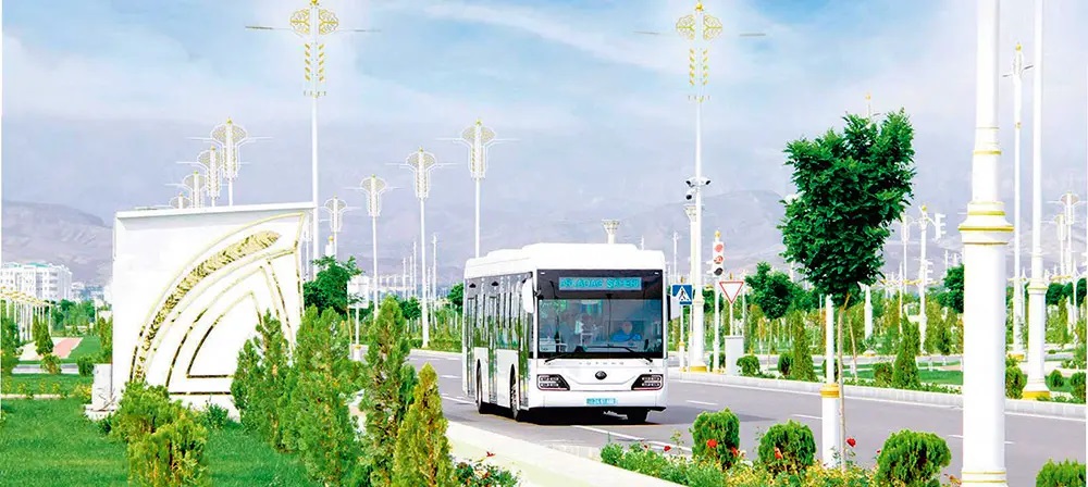 Aşgabatdaky ýolagçy awtoulag kärhanasy sürüjileri işe çagyrýar